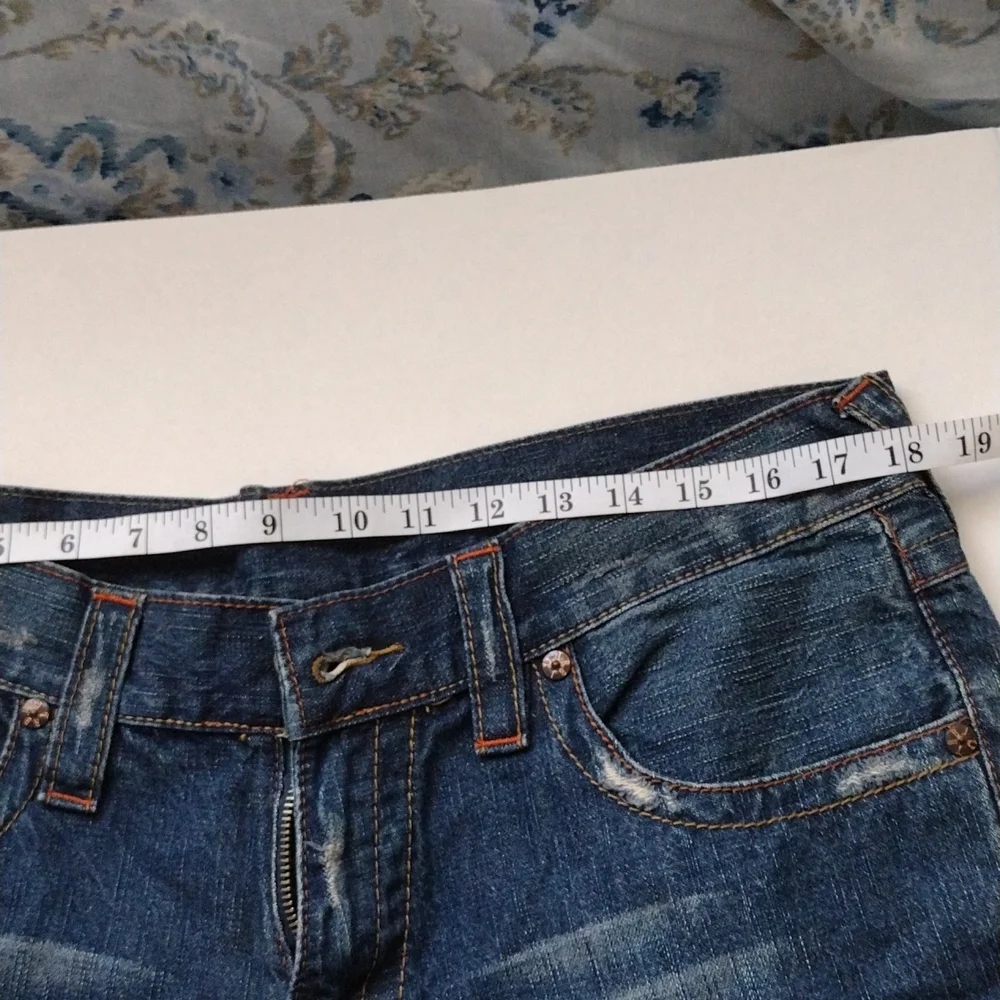 True Religion, 38